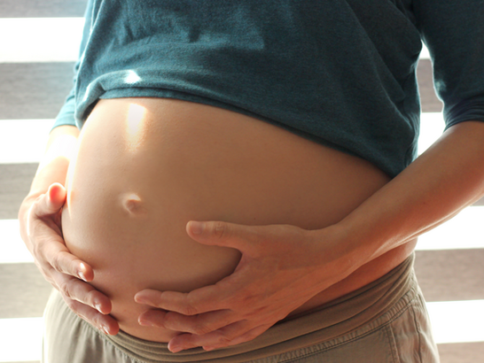 ¿Cuál es la importancia de la vitamina D durante el embarazo y la lactancia? 