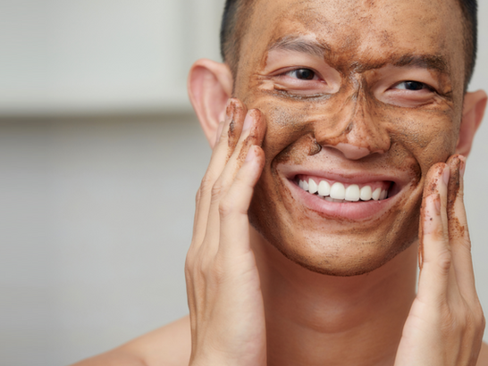 Exfoliante Facial: cómo utilizarlo en cinco pasos
