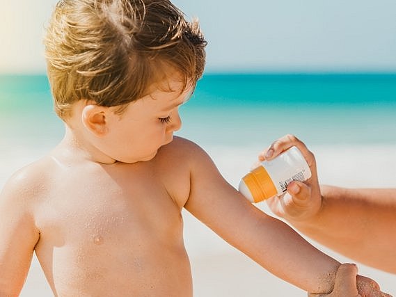 Cómo aplicar correctamente la crema solar